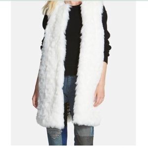 Michael Kors Like New Faux White Fur Vest